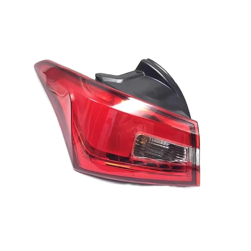 چراغ عقب روی در صندوق سمت راست ام وی ام آریزو 5 | افترمارکت با کیفیت بالا و ضمانت روچال